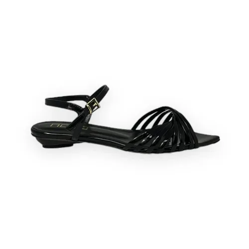 Shoes > Sandals > Flat Sandals - - Ncub - Modalova