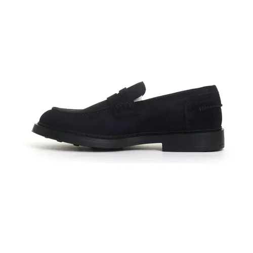 Shoes > Flats > Loafers - - Doucal's - Modalova