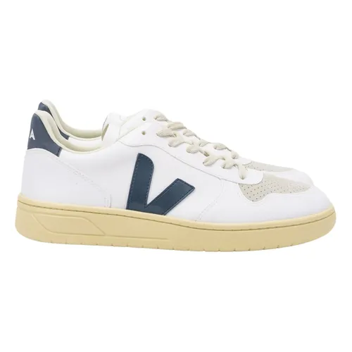 Veja - Shoes > Sneakers - White - Veja - Modalova