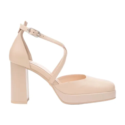 Shoes > Heels > Pumps - - Nerogiardini - Modalova