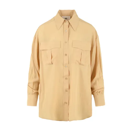 Blouses & Shirts > Shirts - - Solotre - Modalova