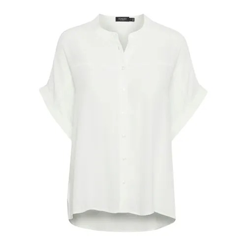 Tops > T-Shirts - - Soaked in Luxury - Modalova