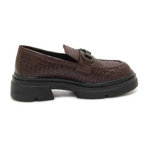 Shoes > Flats > Loafers - - Emanuelle Vee - Modalova