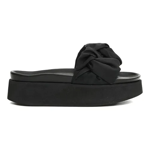 Shoes > Flip Flops & Sliders > Sliders - - Inuikii - Modalova