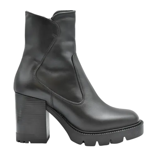 Shoes > Boots > Heeled Boots - - Janet & Janet - Modalova