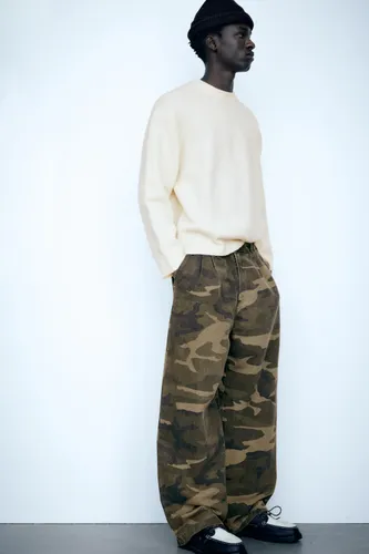 Pantalon Chino Baggy Imprimé - Pull&Bear - Modalova
