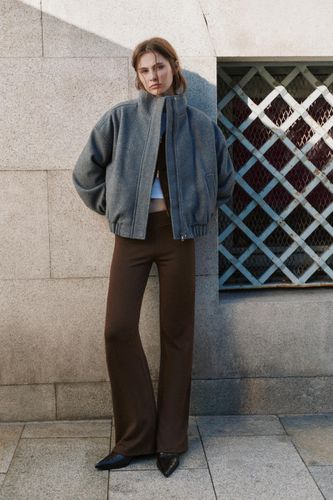 Pantalon Flare Soft Touch - Pull&Bear - Modalova