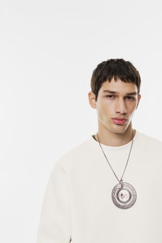 F/579d868c9a6c/07560572251-A2M/07560572251-A2M.jpg?ts=1762246445547" - Software > Digital Goods & Currency > Stock Photographs & Video Footage - Modalova