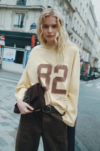 T-Shirt Jaune Graphique 82 - Pull&Bear - Modalova