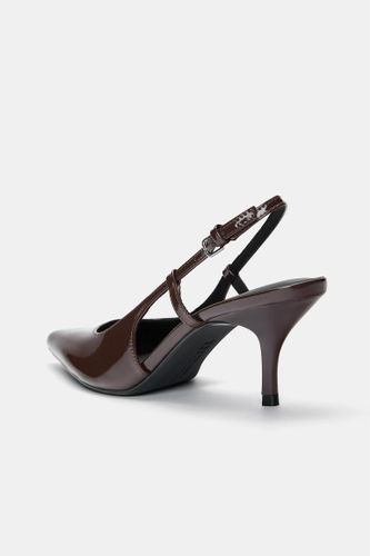 A2M.jpg?ts=1748608093451" - Apparel & Accessories > Shoes - Modalova