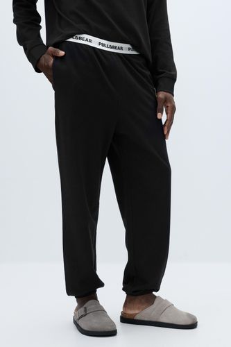 A82744098f09/a0a2111fbeb9/07864502800-A3M/07864502800-A3M.jpg?ts=1763369144060" - Apparel & Accessories > Clothing > Sleepwear & Loungewear - Modalova