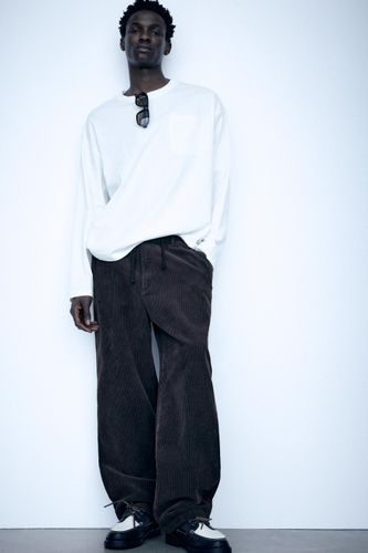 Pantalon Jogger En Velours Côtelé - Pull&Bear - Modalova