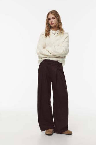 Pantalon De Ville À Pinces Et Volume - Pull&Bear - Modalova
