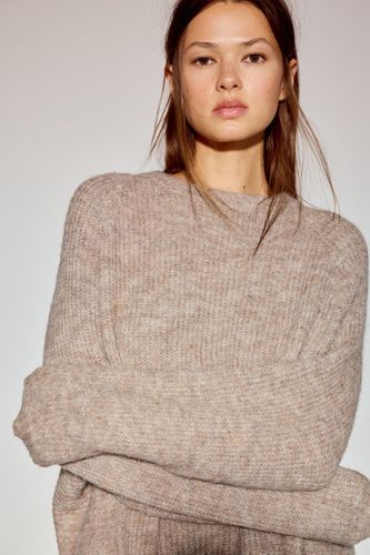 A17d9/03540306724-A2M/03540306724-A2M.jpg?ts=1764847545839" - Apparel & Accessories > Clothing > Shirts & Tops - Modalova