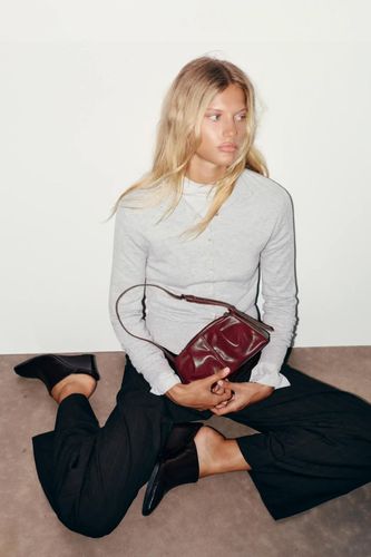 Sac Porté Épaule À Plis En Daim - Pull&Bear - Modalova
