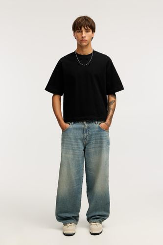 A3M.jpg?ts=1750078541568" - Apparel & Accessories > Clothing > Shirts & Tops - Modalova