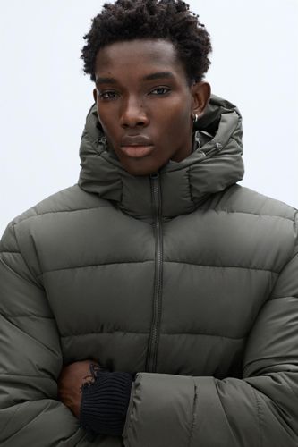 A315/15303ea724bb/07700511807-A2m/07700511807-A2m.jpg?ts=1765813198076" - Apparel & Accessories > Clothing > Outerwear > Coats & Jackets - Modalova