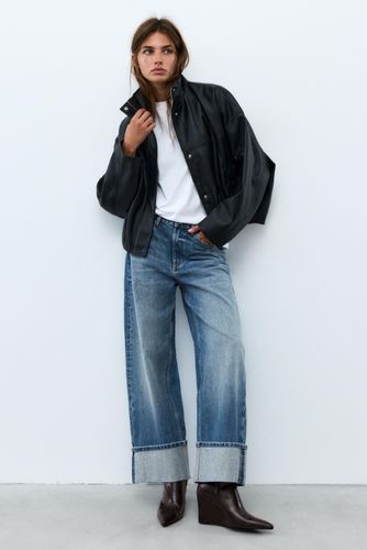 Bottines En Daim À Talon Compensé - Pull&Bear - Modalova