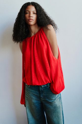 Top En Fine Maille À Découpes - Pull&Bear - Modalova