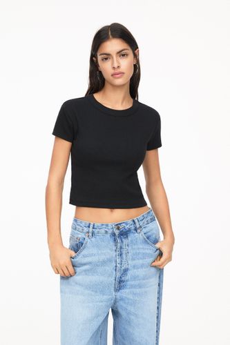 T-Shirt Court En Maille Côtelée - Pull&Bear - Modalova