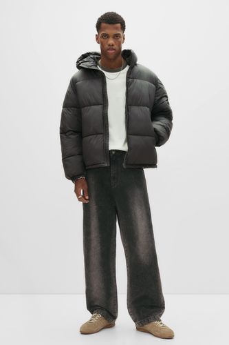 Static.pullandbear.net/assets/public/3081/2b0b/d48145409276/1524396b4089/07700936807-A3M/07700936807-A3M.jpg?ts=1755679147527" - Apparel & Accessories > Clothing > Outerwear > Coats & Jackets - Modalova