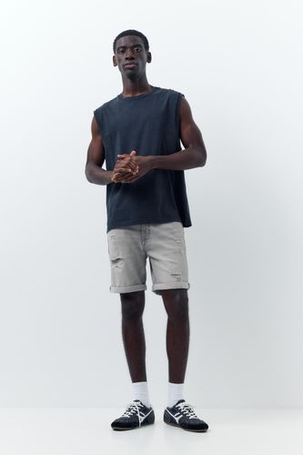Bermuda En Jean Déchiré - Pull&Bear - Modalova