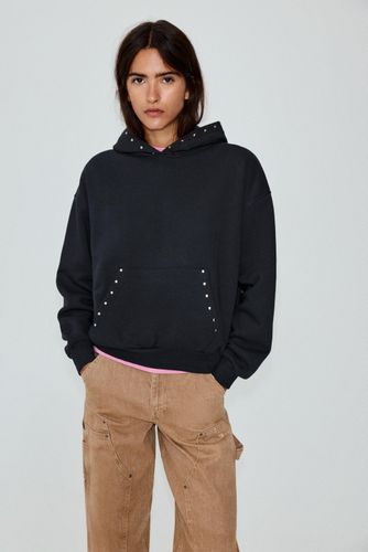 Sweat À Capuche À Clous - Pull&Bear - Modalova
