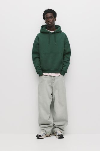 Static.pullandbear.net/assets/public/8f00/a2bb/b6ae4083b860/f7bdc71d7d86/07562513501-A3M/07562513501-A3M.jpg?ts=1752241345217" - Apparel & Accessories > Clothing > Outerwear > Coats & Jackets - Modalova