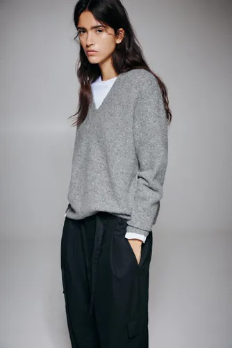 Pull Boxy Col En V - Pull&Bear - Modalova