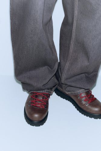 Bottes Trekking À Lacets - Pull&Bear - Modalova