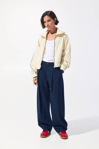 Pantalon À Pinces Et Boxer À La Taille - Pull&Bear - Modalova