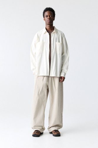 Pantalon Style Pyjama À Rayures Fines - Pull&Bear - Modalova