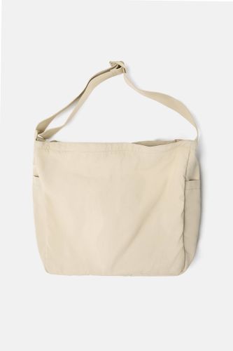 Sac Cabas Maxi En Nylon Croisé - Pull&Bear - Modalova