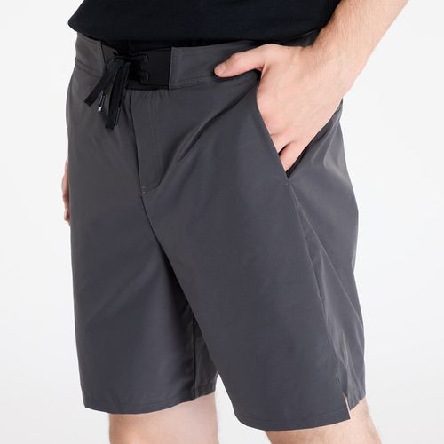 Short Performance Hybrid Short S - On - Modalova