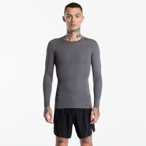T-shirt adidas x entire studios Techfit Training Long sleeve S - adidas Performance - Modalova