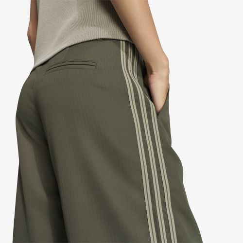 Pantalons adidas Firebird Track Pant / 4 - adidas Originals - Modalova