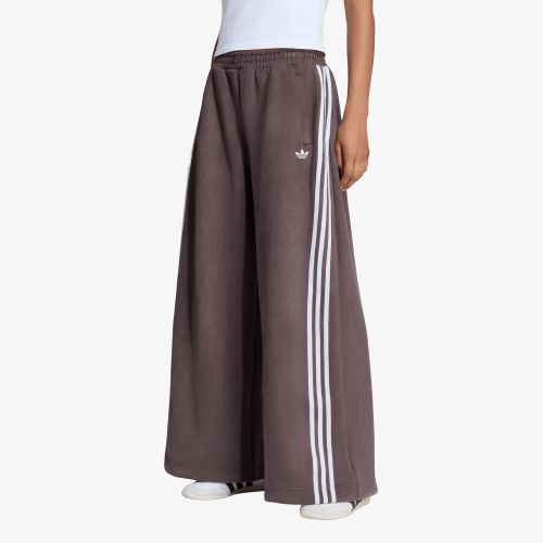 Pantalons adidas Adilenium Season 6 Faux Suede Track Pant L - adidas Originals - Modalova