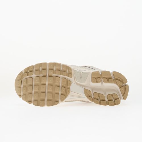 Baskets W Zoom Vomero 5 / - EUR 40.5 - Nike - Modalova