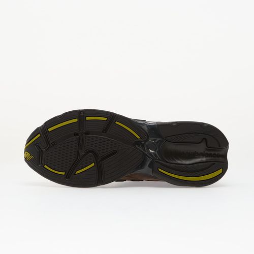 Baskets 2010 / / EUR 45 - New Balance - Modalova