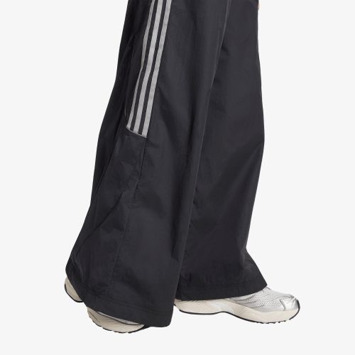 Pantalon de survêtement adidas Teamgeist Track Pant / / Reflective S - adidas Originals - Modalova