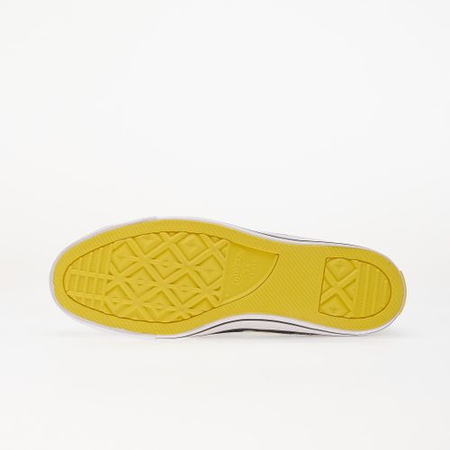 Baskets x Minions Chuck Taylor All Star EUR 44 - Converse - Modalova