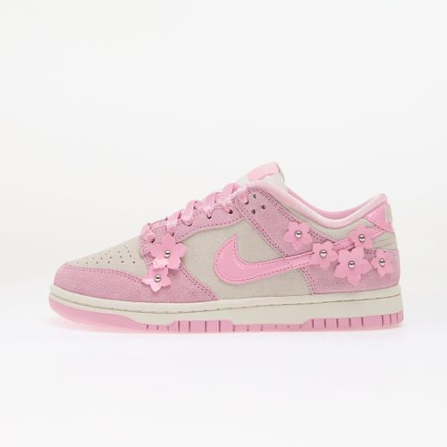 Baskets Dunk Low SE "Florette" / - EUR 42.5 - Nike - Modalova