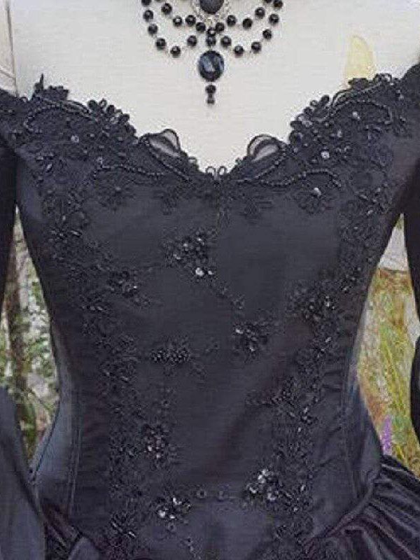 Robes de mariée gothiques A-ligne manches 3/4 robe de mariée en dentelle avec train personnalisation gratuite - milanoo.com - Modalova