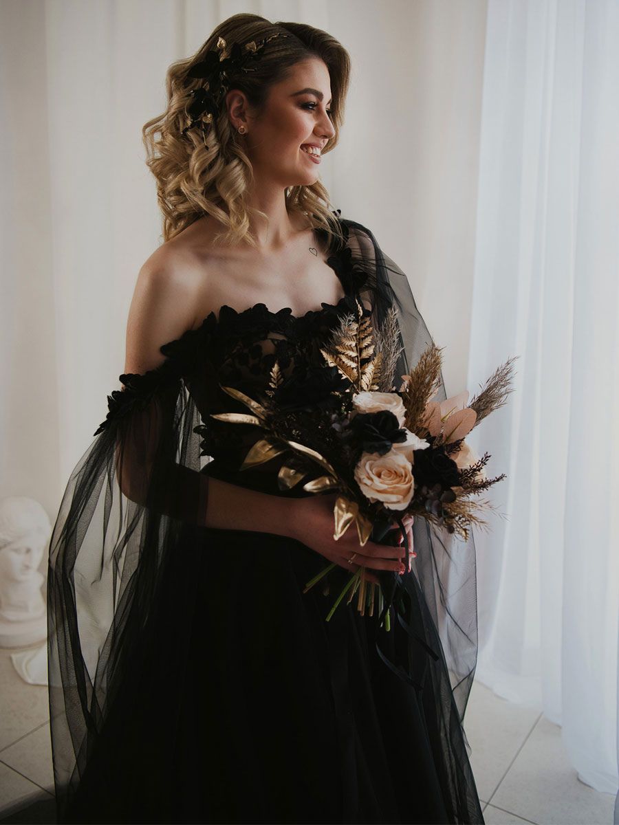 Robes de mariée a-ligne sans manches en dentelle avec train robe de mariée personnalisation gratuite - milanoo.com - Modalova