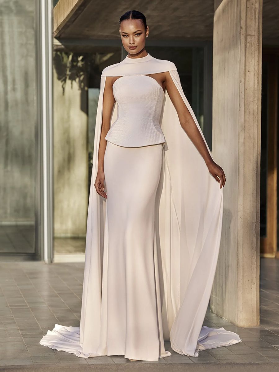 Châle de mariée sans manches avec décolleté et boutons en tissu satiné - milanoo.com - Modalova