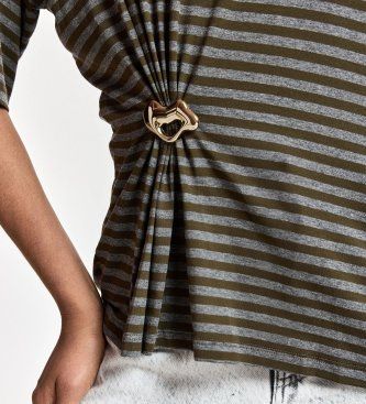 KRISS T-shirt rayé avec un bouton (XXS), Casuel, Viscose, Manche courte - Essentiel Antwerp - Modalova