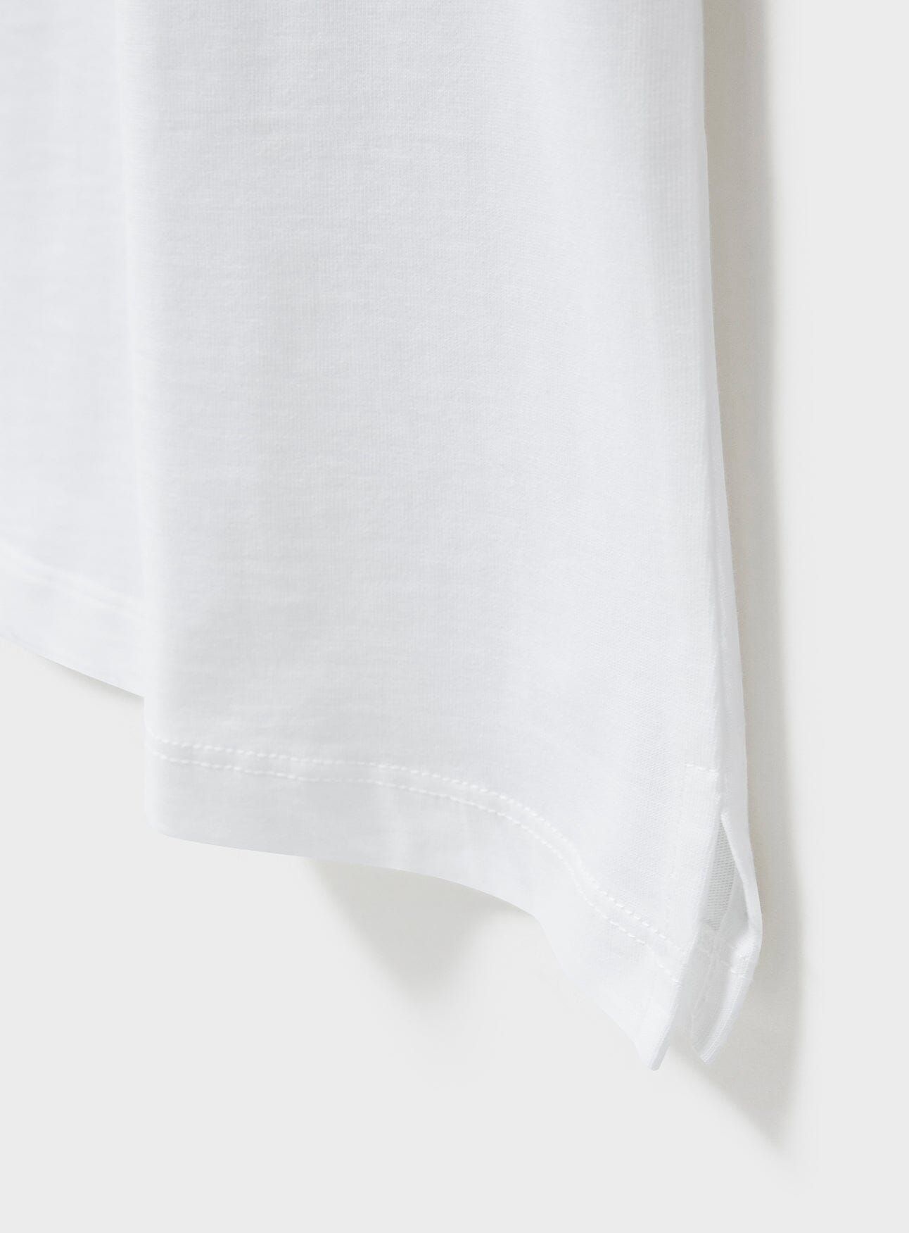 The Perfect White 100% Organic Cotton Classic T-Shirt - Neem London - Modalova