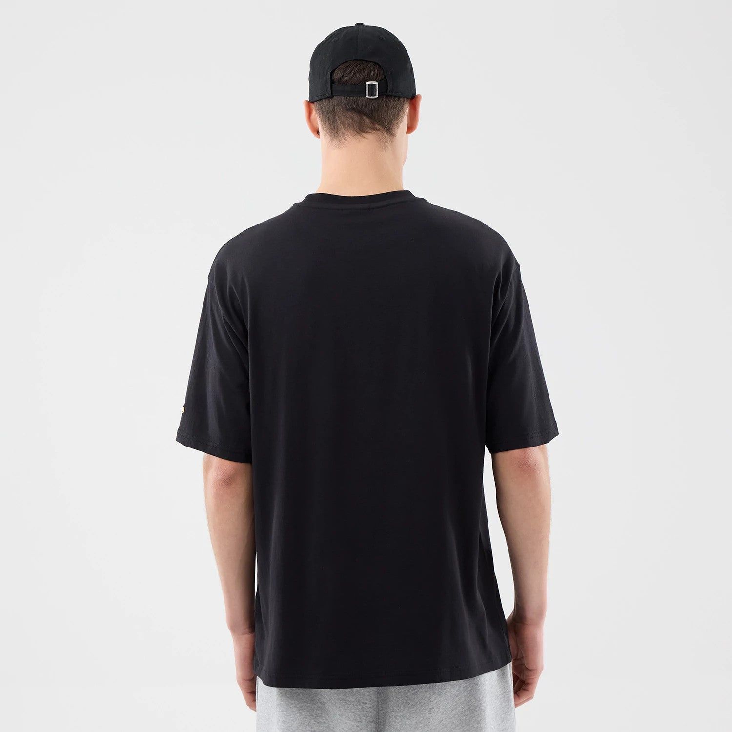 T-shirt Oversize New Era Sticker Dubai Noir unisex - New Era Cap - Modalova