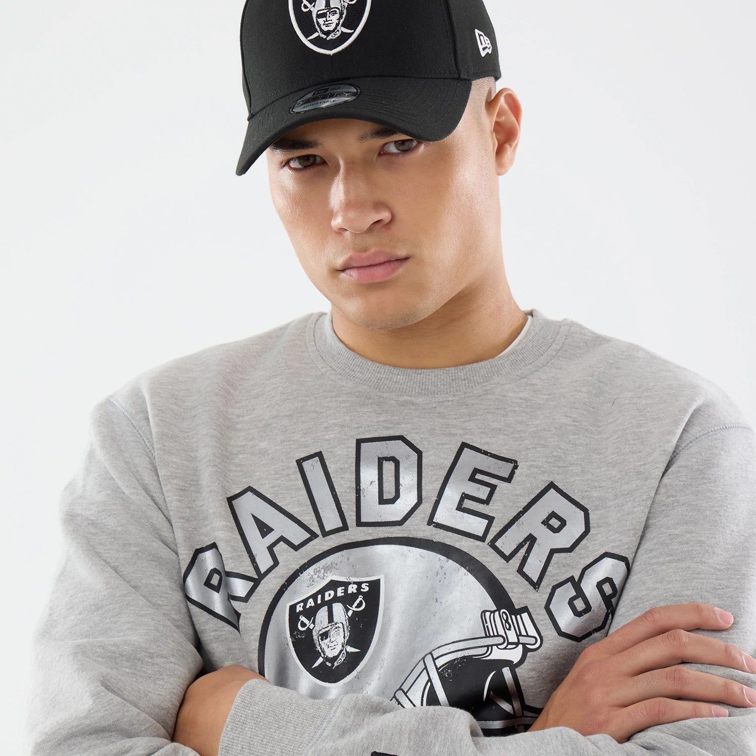 Pull à Col Rond Training 2026 Las Vegas Raiders NFL Gris unisex - New Era Cap - Modalova