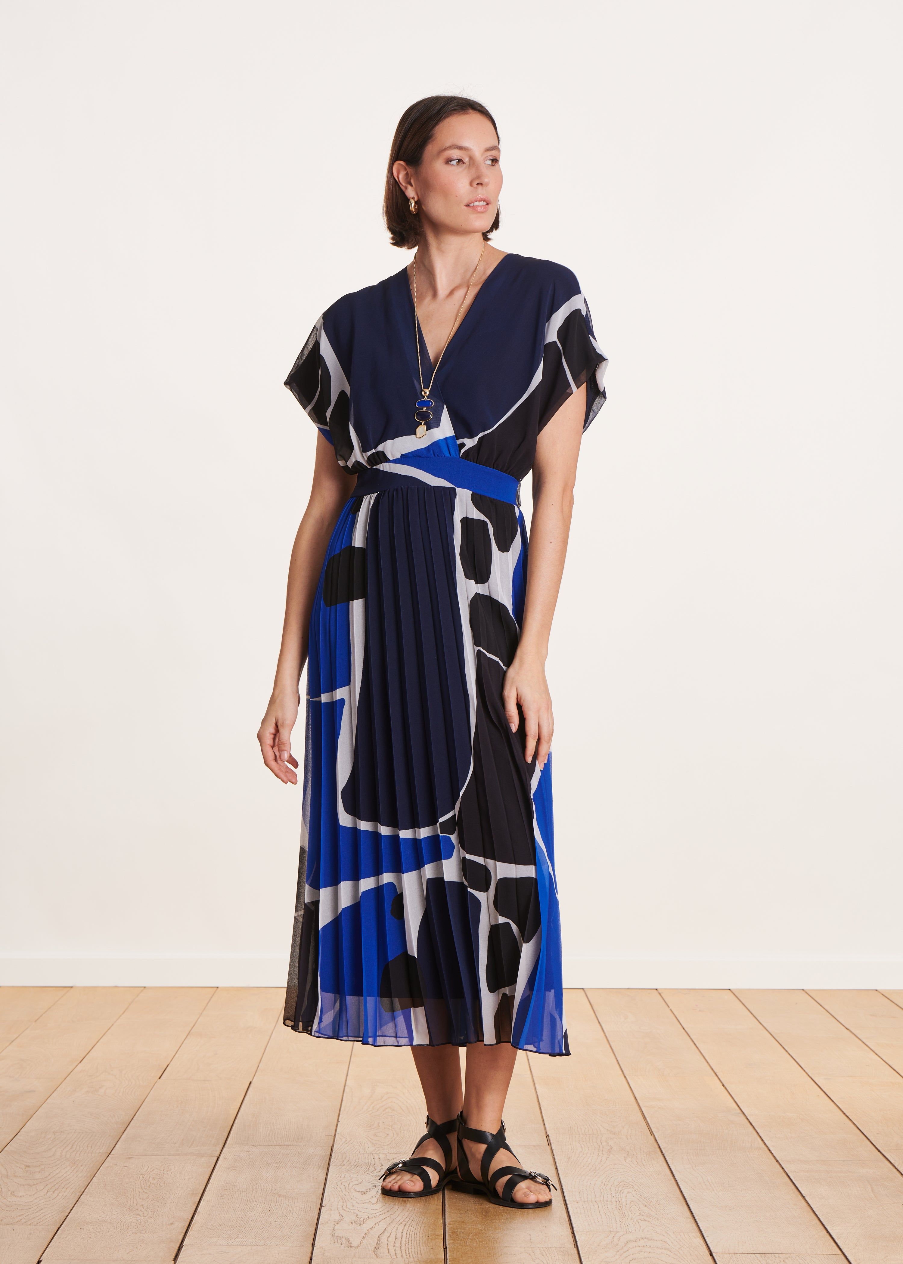 Robe longue cache-caur imprimée à manches courtes - La Fée Maraboutée - Modalova
